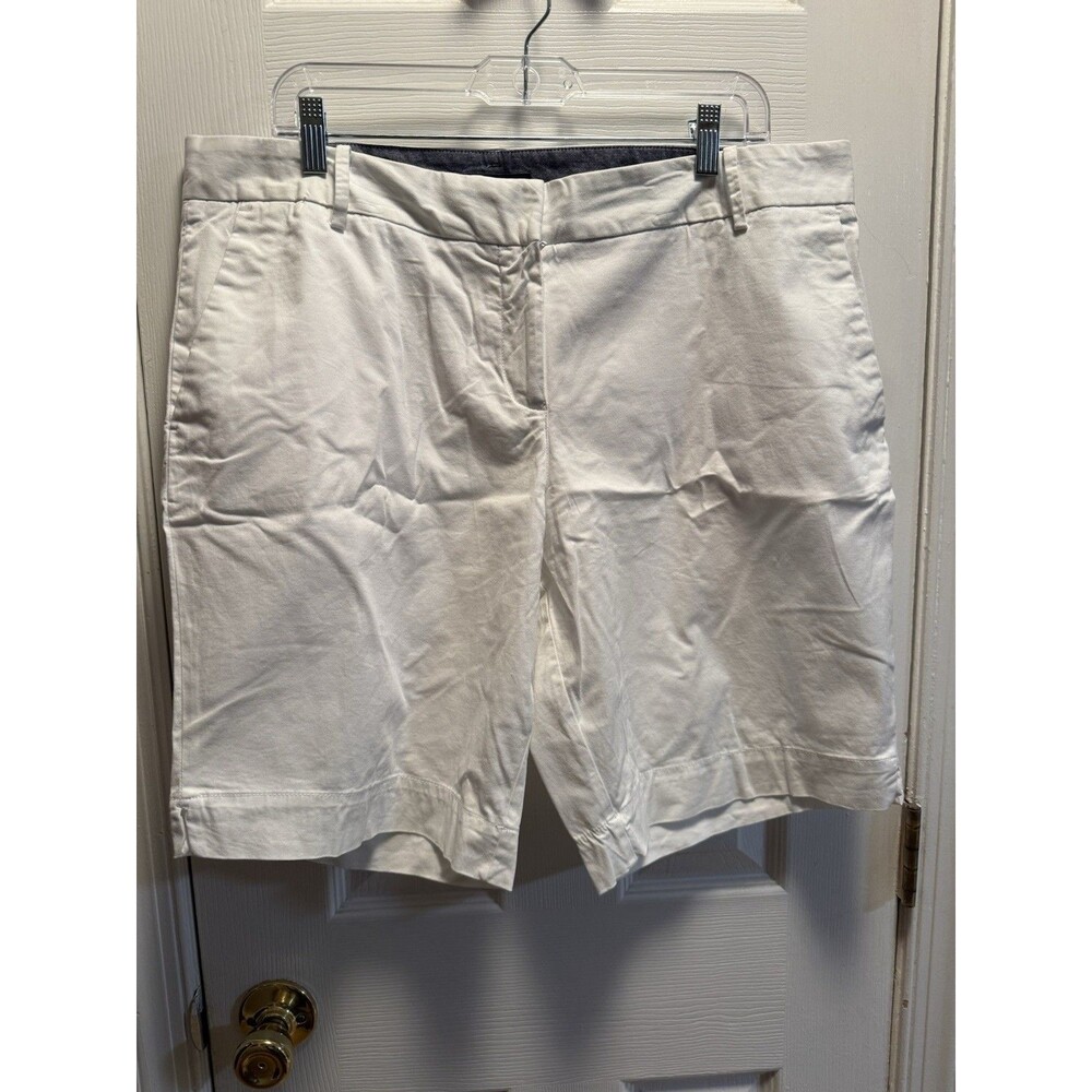 Nautica White Chino Shorts Size 16 cotton woman’s EUC